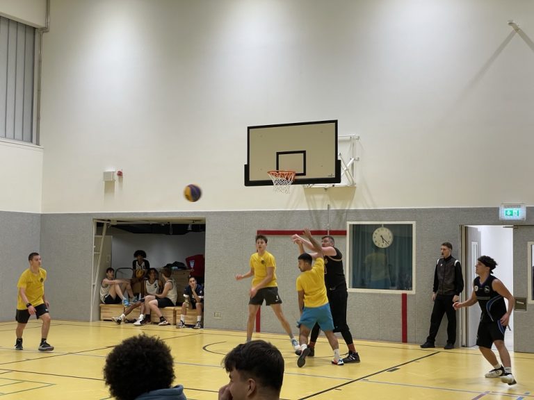 FIBA 3x3: Spielszene beim Hallenturnier